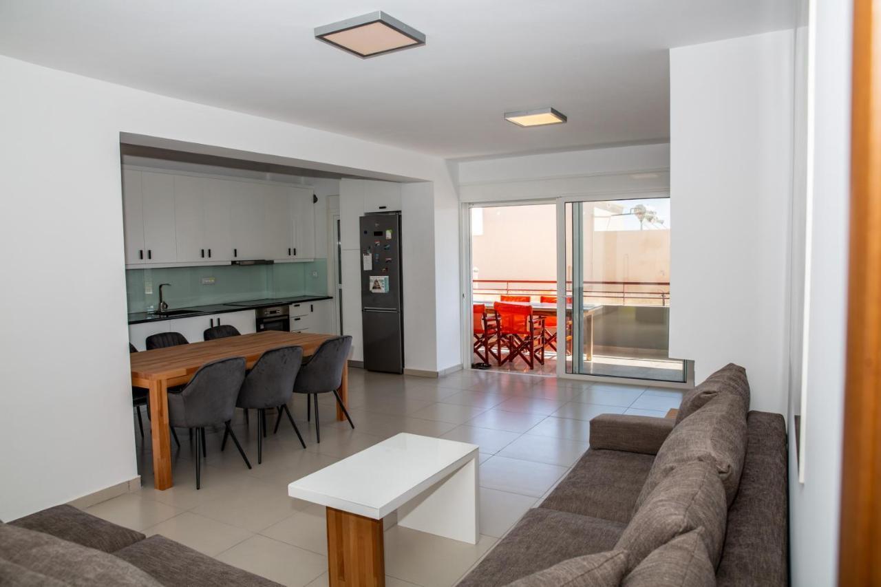 5 Sterne Apollo City Apartment Lávrion Eksteriør bilde