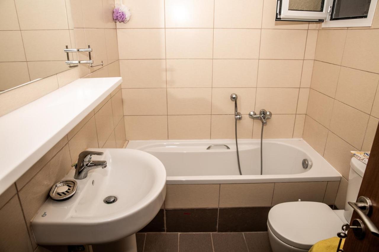 5 Sterne Apollo City Apartment Lávrion Eksteriør bilde