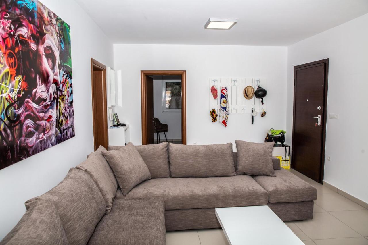 5 Sterne Apollo City Apartment Lávrion Eksteriør bilde